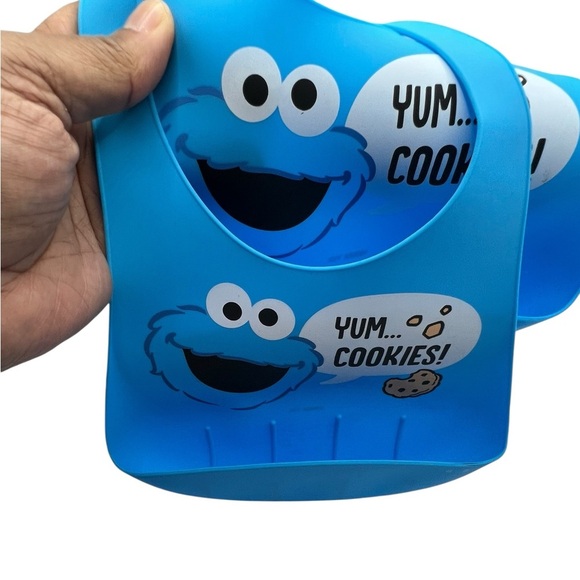Sesame Street Baby Cookie Silicone Scoop Bibs (2) - Picture 3 of 3